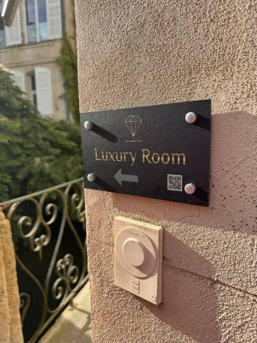 Luxury Room - Havre De Paix Avec Jacuzzi Prive Bar-le-Duc Eksteriør billede